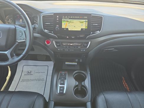 Certified 2023 Honda Passport TrailSport image 11