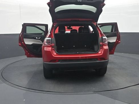 Used 2025 Jeep Compass Limited AWD/4WD image 40