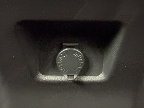 Used 2024 Toyota RAV4 LE image 32