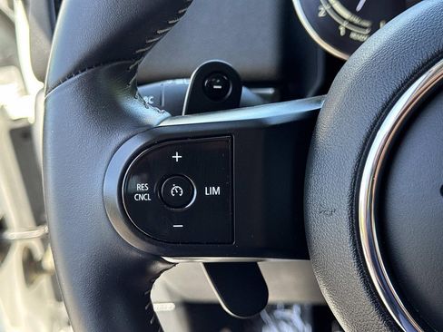 Used 2024 MINI Cooper Countryman S FWD image 9