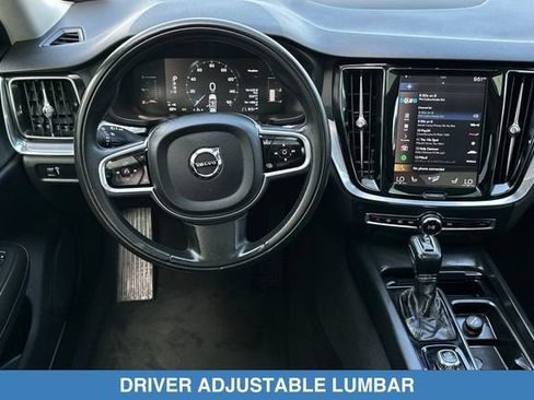 Used 2019 Volvo S60 T5 Momentum w/ Premium Package FWD image 15