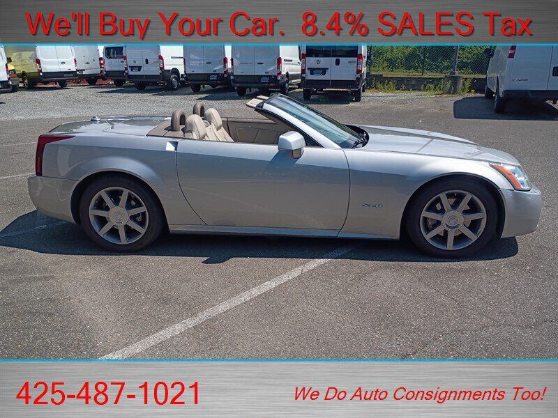 Used 2005 Cadillac XLR RWD image 4