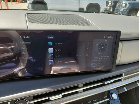 New 2026 Hyundai Santa Fe SEL FWD image 24