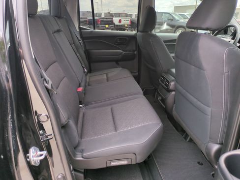 Used 2025 Honda Ridgeline Sport image 23
