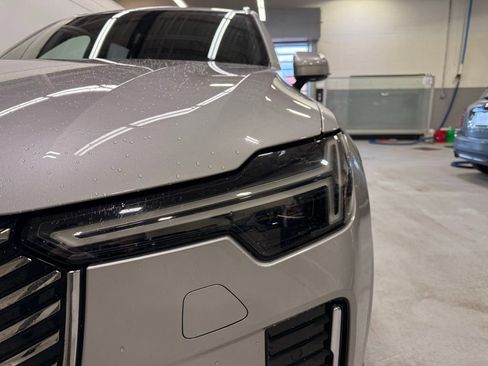 Used 2025 Volvo XC90 B6 Plus image 9