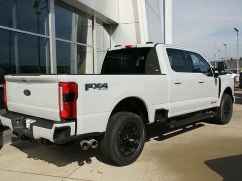 New 2026 Ford F250 XLT w/ XLT Premium Package AWD/4WD image 3