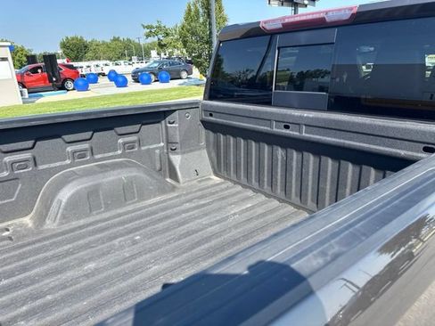 Used 2019 GMC Sierra 1500 SLT w/ SLT Premium Package AWD/4WD image 9