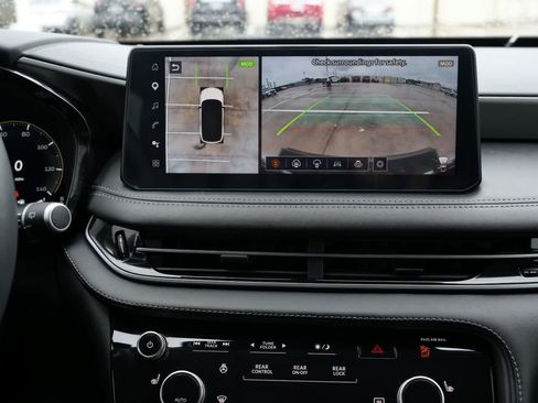 Certified 2026 INFINITI QX60 Luxe w/ Cargo Package FWD image 14