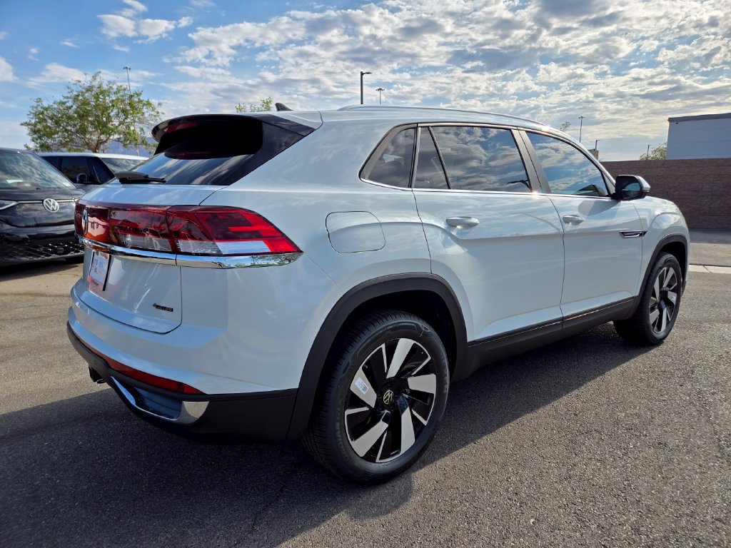 New 2025 Volkswagen Atlas Cross Sport SE AWD/4WD image 4