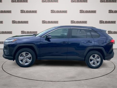 Used 2024 Toyota RAV4 XLE AWD/4WD image 2