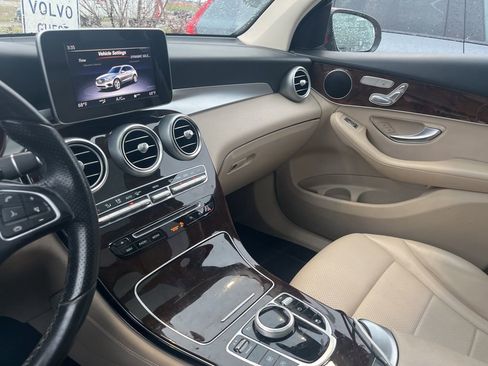 Used 2018 Mercedes-Benz GLC 300 GLC 300 image 8