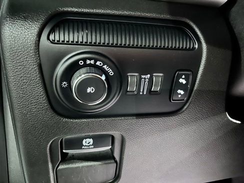 Used 2023 Jeep Wagoneer Series III w/ Convenience Group I image 34