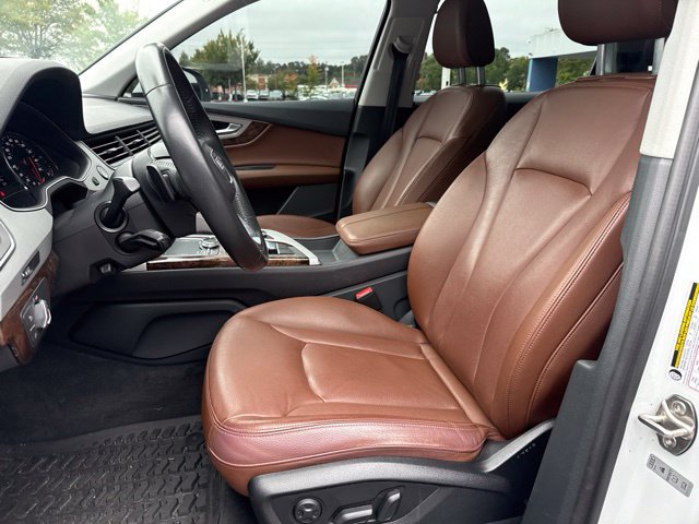Used 2019 Audi Q7 2.0T Premium w/ Convenience Package AWD/4WD image 12