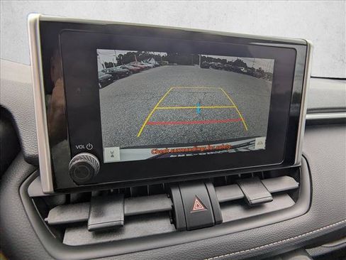 Used 2025 Toyota RAV4 XLE w/ Convenience Package AWD/4WD image 14