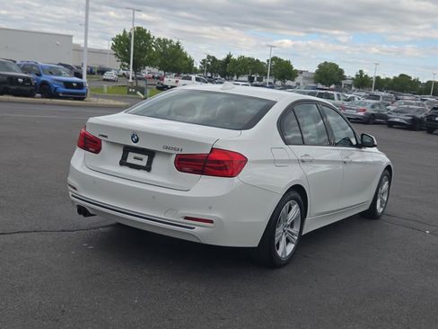 Used 2016 BMW 328i xDrive Sedan AWD/4WD image 9