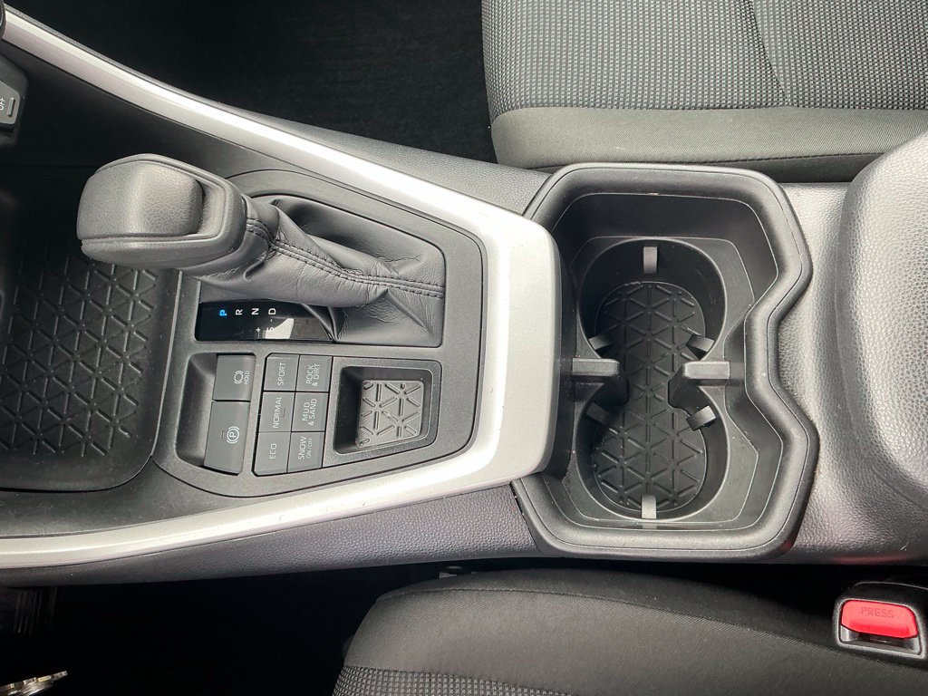 Certified 2024 Toyota RAV4 LE AWD/4WD image 25