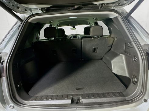 Used 2023 Chevrolet Equinox LT image 28