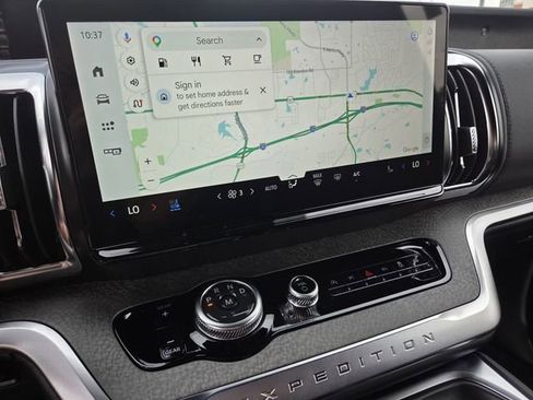 New 2026 Ford Expedition Tremor image 6