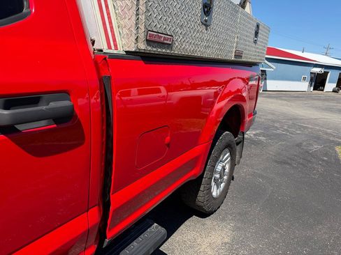 Used 2017 Ford F250 XLT w/ XLT Value Package AWD/4WD image 14