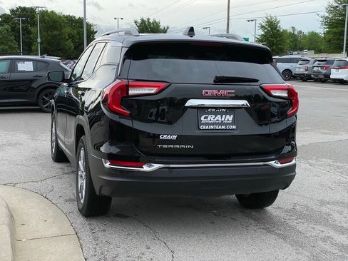 Used 2024 GMC Terrain SLT FWD image 6
