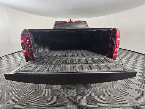 Used 2021 RAM 1500 Laramie w/ Sport Appearance Package image 15