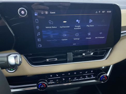 New 2026 Chevrolet Equinox ACTIV w/ Convenience Package III FWD image 5