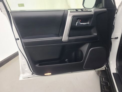 Used 2024 Toyota 4Runner SR5 Premium image 22