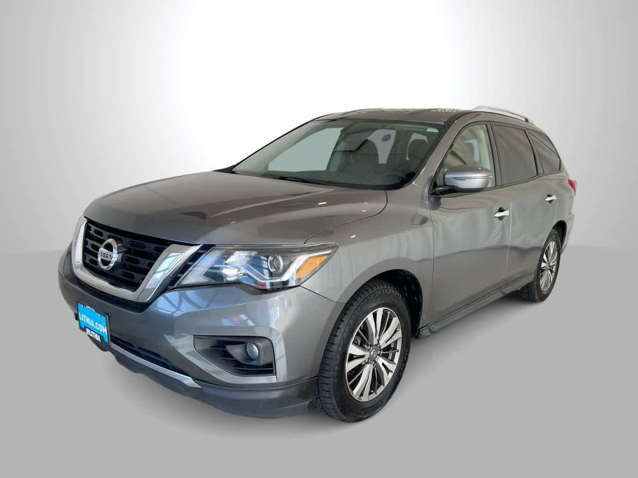 Used 2020 Nissan Pathfinder SV AWD/4WD image 1