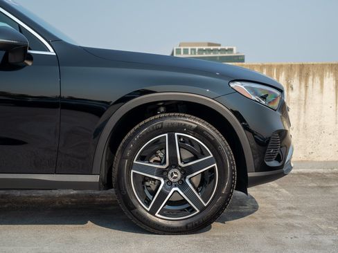 Certified 2026 Mercedes-Benz GLC 300 4MATIC image 15