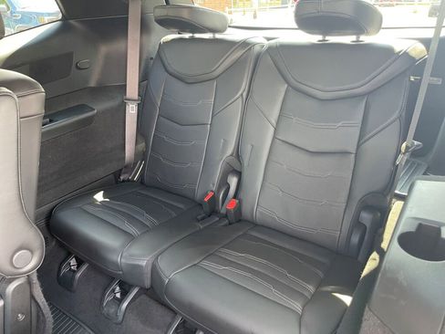 Used 2024 Cadillac XT6 Sport w/ Platinum Package image 20