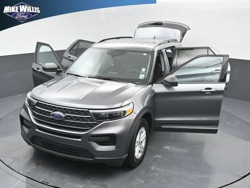 Certified 2023 Ford Explorer XLT RWD image 26