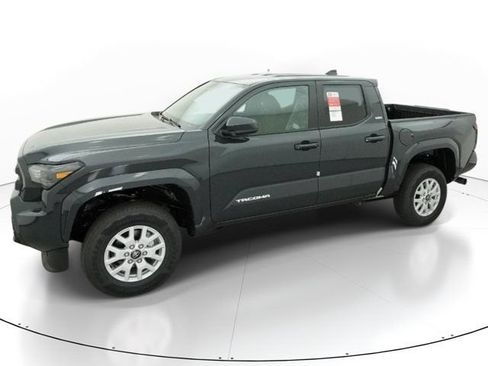 New 2026 Toyota Tacoma 4x4 Double Cab image 2
