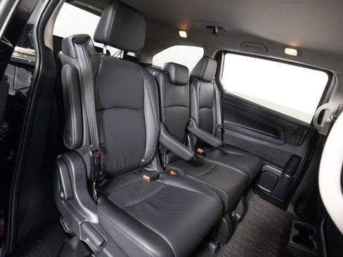Used 2025 Honda Odyssey EX-L image 13