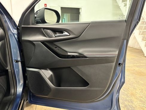 Used 2026 Chevrolet Equinox RS FWD image 23