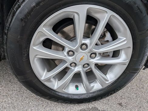Used 2024 Chevrolet TrailBlazer LS FWD image 35