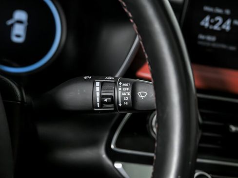 Used 2022 Genesis G70 3.3T Launch Edition image 30