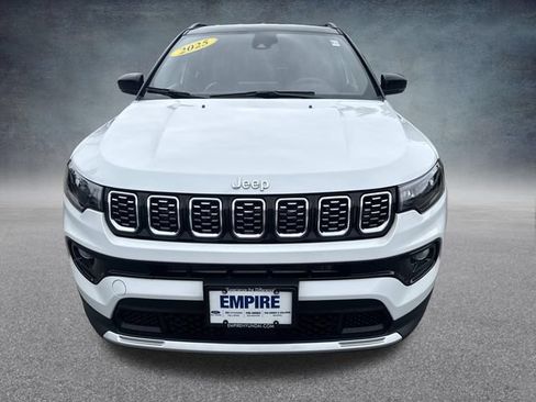 Used 2025 Jeep Compass Limited AWD/4WD image 13