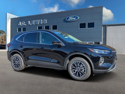 New 2026 Ford Escape SE w/ PHEV Premium Package image 1