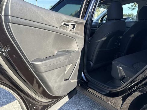 Used 2026 Kia Sportage S image 13