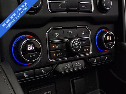 Used 2023 Chevrolet Tahoe Z71 w/ Luxury Package image 28