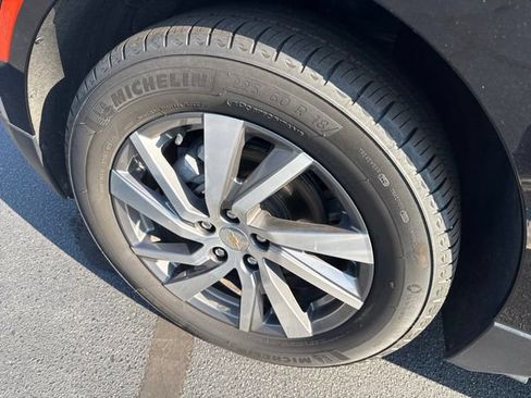 Used 2024 Chevrolet Equinox LT w/ LPO, Floor Liner Package FWD image 12