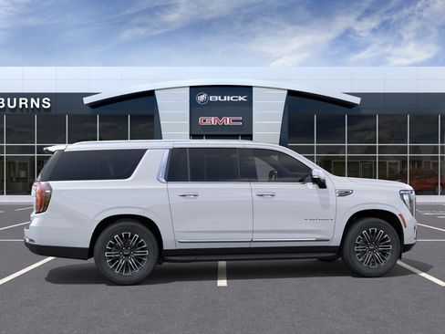 New 2026 GMC Yukon XL Elevation w/ LPO, Floor Liner Package AWD/4WD image 5
