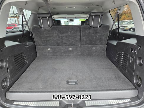 Used 2018 GMC Yukon XL SLT image 19
