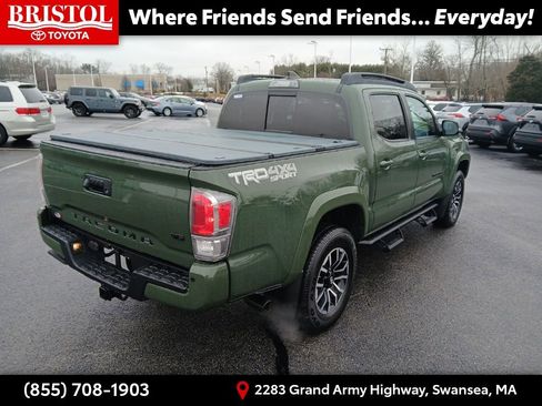 Used 2021 Toyota Tacoma TRD Sport image 7