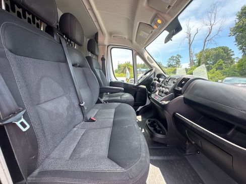 Used 2020 RAM ProMaster 2500 FWD image 8