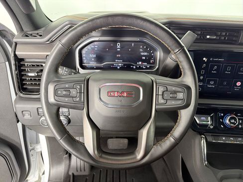 Used 2024 GMC Sierra 2500 AT4 w/ AT4 Premium Plus Package AWD/4WD image 22