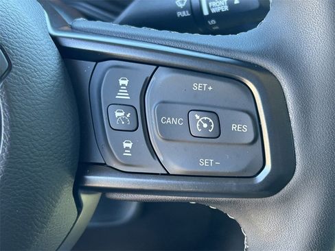 Used 2025 Jeep Gladiator Mojave w/ Safety Group image 43