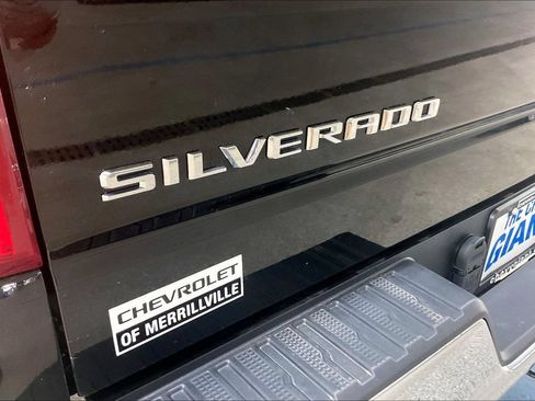 Used 2024 Chevrolet Silverado 1500 LT AWD/4WD image 24