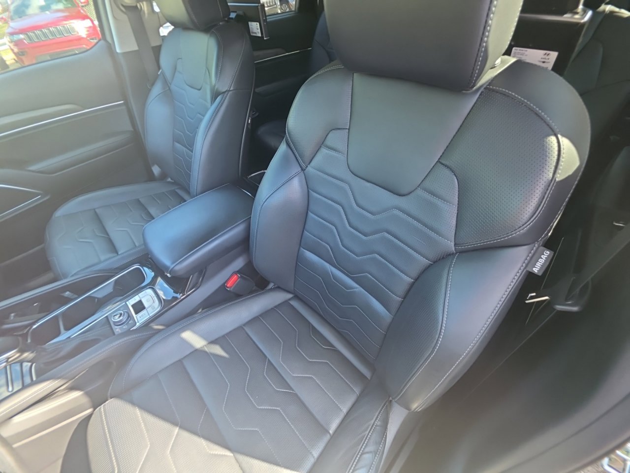 Used 2022 Kia Telluride SX w/ SX Prestige Package AWD/4WD image 17