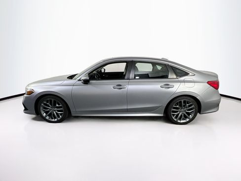 Used 2023 Honda Civic Touring image 8